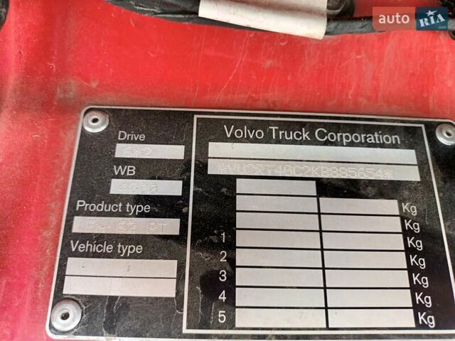 Красный Вольво FH 13, объемом двигателя 12.9 л и пробегом 516 тыс. км за 61331 $, фото 12 на Automoto.ua