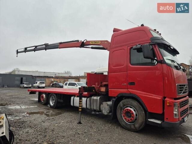 Красный Вольво FH 13, объемом двигателя 12.78 л и пробегом 458 тыс. км за 33800 $, фото 5 на Automoto.ua