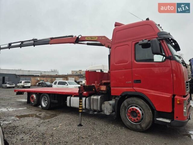Красный Вольво FH 13, объемом двигателя 12.78 л и пробегом 458 тыс. км за 33800 $, фото 6 на Automoto.ua