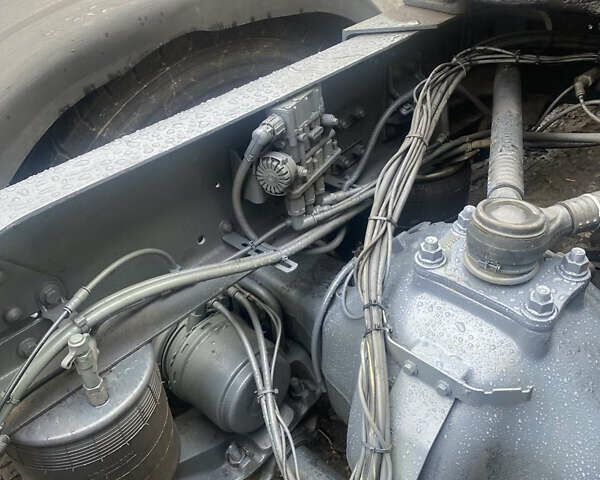 Вольво FH 13, объемом двигателя 0 л и пробегом 1000 тыс. км за 12600 $, фото 6 на Automoto.ua