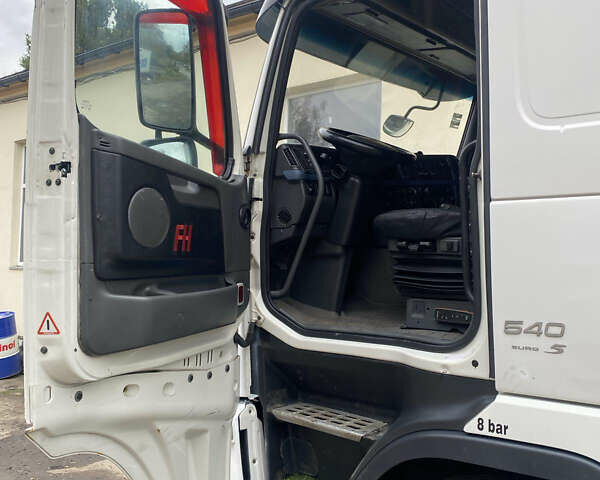 Вольво FH 13, объемом двигателя 12.8 л и пробегом 2 тыс. км за 14000 $, фото 8 на Automoto.ua