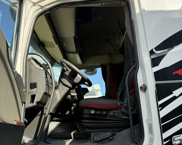 Вольво FH 13, об'ємом двигуна 0 л та пробігом 1000 тис. км за 30000 $, фото 3 на Automoto.ua