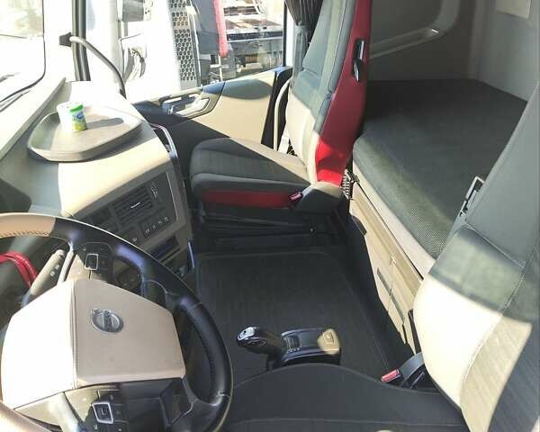 Вольво FH 13, объемом двигателя 12.6 л и пробегом 951 тыс. км за 30000 $, фото 4 на Automoto.ua