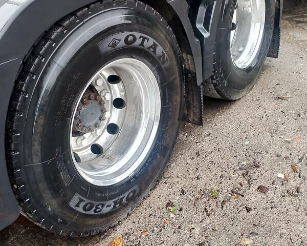 Вольво FH 13, объемом двигателя 0 л и пробегом 828 тыс. км за 64918 $, фото 12 на Automoto.ua
