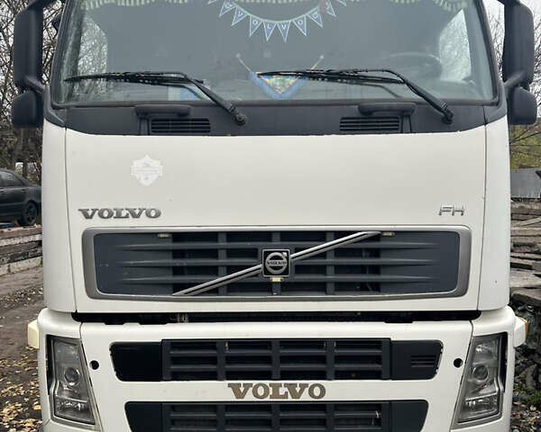 Вольво FH 13, объемом двигателя 0 л и пробегом 700 тыс. км за 25000 $, фото 2 на Automoto.ua