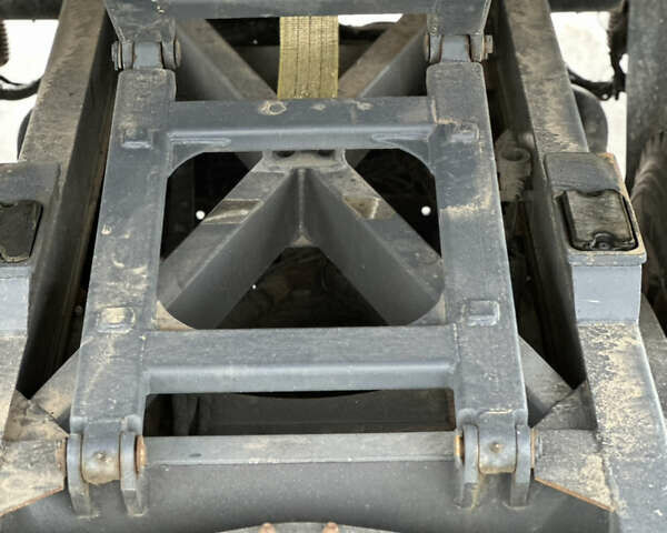 Вольво FH 13, об'ємом двигуна 12.9 л та пробігом 300 тис. км за 66000 $, фото 77 на Automoto.ua