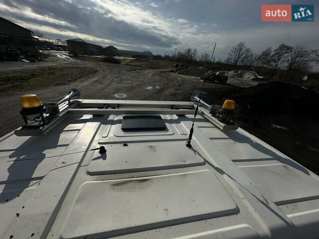 Вольво FH 13, об'ємом двигуна 12.9 л та пробігом 300 тис. км за 66000 $, фото 15 на Automoto.ua