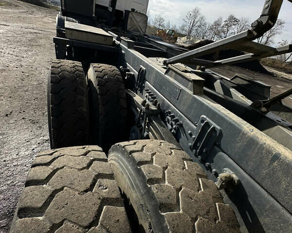 Вольво FH 13, об'ємом двигуна 12.9 л та пробігом 300 тис. км за 66000 $, фото 7 на Automoto.ua