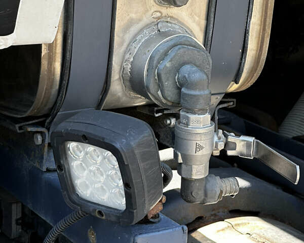 Вольво FH 13, об'ємом двигуна 12.9 л та пробігом 300 тис. км за 66000 $, фото 54 на Automoto.ua