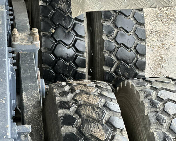 Вольво FH 13, об'ємом двигуна 12.9 л та пробігом 300 тис. км за 66000 $, фото 79 на Automoto.ua