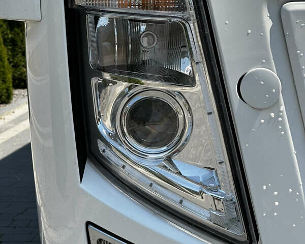 Вольво FH 13, об'ємом двигуна 12.9 л та пробігом 300 тис. км за 66000 $, фото 58 на Automoto.ua