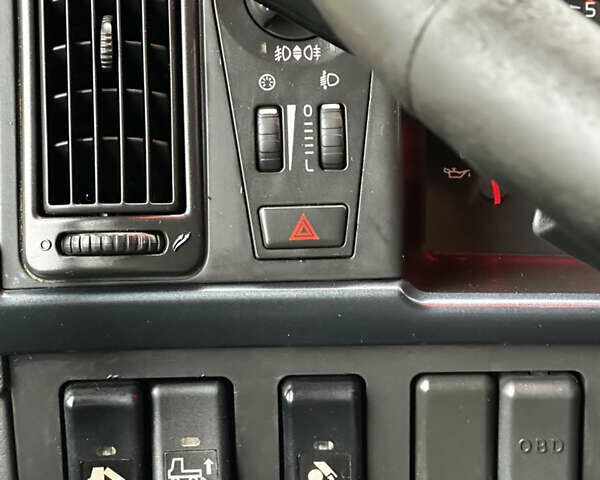 Вольво FH 13, об'ємом двигуна 12.9 л та пробігом 300 тис. км за 66000 $, фото 90 на Automoto.ua