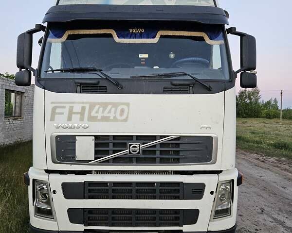 Вольво FH 13, объемом двигателя 0 л и пробегом 850 тыс. км за 9500 $, фото 3 на Automoto.ua