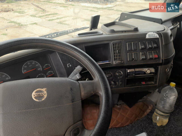 Вольво FH 13, объемом двигателя 0 л и пробегом 8 тыс. км за 10000 $, фото 5 на Automoto.ua
