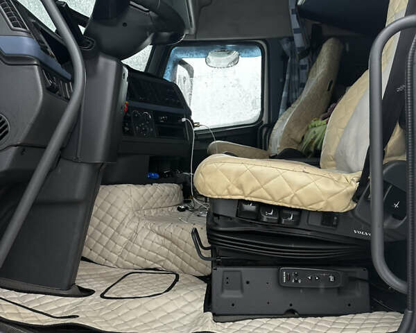 Вольво FH 13, объемом двигателя 0 л и пробегом 1 тыс. км за 18500 $, фото 6 на Automoto.ua