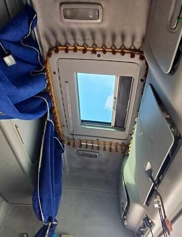 Вольво FH 13, объемом двигателя 0 л и пробегом 2 тыс. км за 13000 $, фото 2 на Automoto.ua