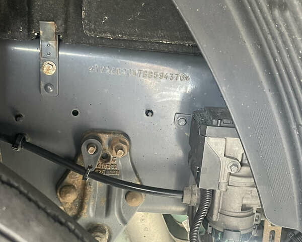 Вольво FH 13, об'ємом двигуна 0 л та пробігом 300 тис. км за 20500 $, фото 14 на Automoto.ua