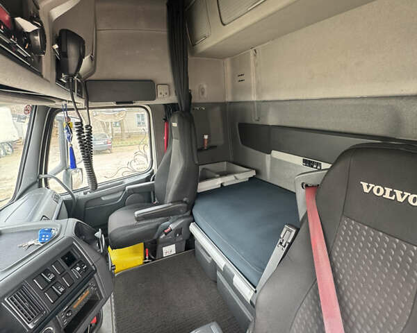 Вольво FH 13, объемом двигателя 12.8 л и пробегом 936 тыс. км за 22000 $, фото 23 на Automoto.ua