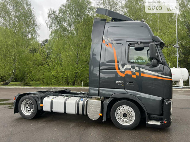 Вольво FH 13, объемом двигателя 13 л и пробегом 900 тыс. км за 35900 $, фото 5 на Automoto.ua