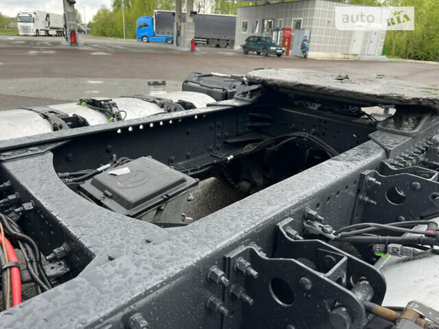 Вольво FH 13, объемом двигателя 13 л и пробегом 900 тыс. км за 35900 $, фото 30 на Automoto.ua