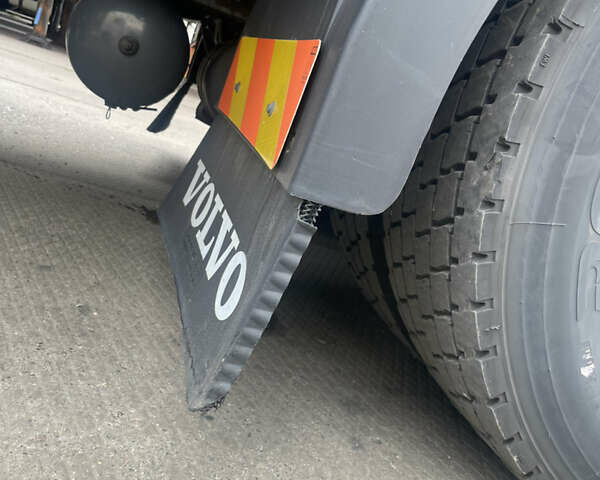 Вольво FH 13, об'ємом двигуна 0 л та пробігом 300 тис. км за 20500 $, фото 13 на Automoto.ua