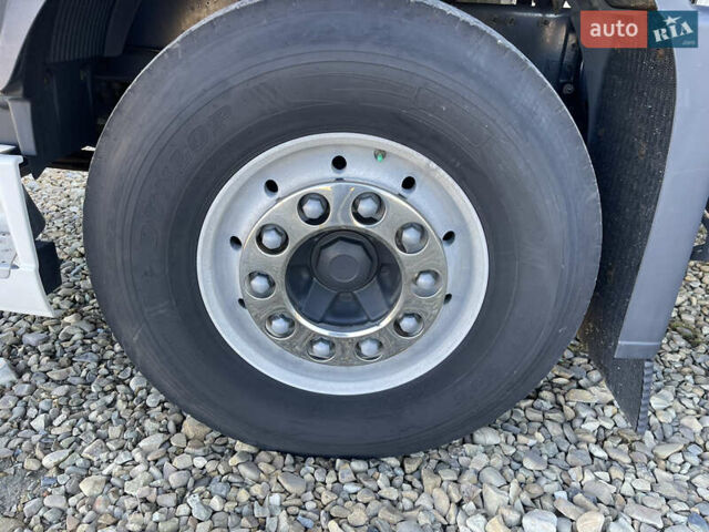 Вольво FH 13, объемом двигателя 0 л и пробегом 799 тыс. км за 29500 $, фото 10 на Automoto.ua