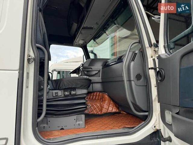 Вольво FH 13, об'ємом двигуна 0 л та пробігом 999 тис. км за 19900 $, фото 23 на Automoto.ua