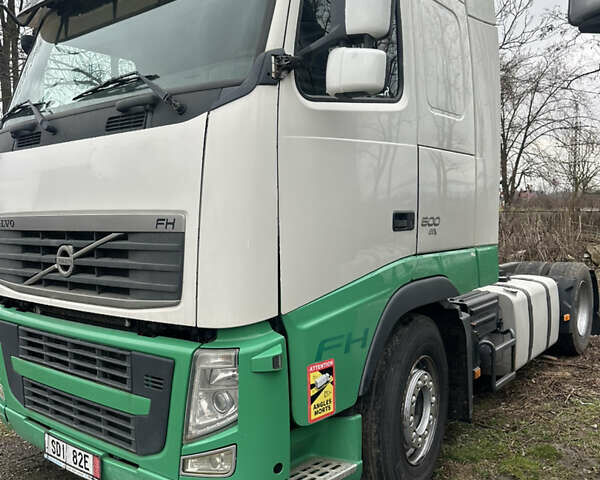 Вольво FH 13, объемом двигателя 0 л и пробегом 940 тыс. км за 23665 $, фото 1 на Automoto.ua