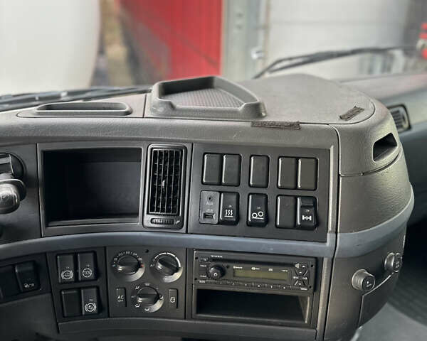 Вольво FH 13, об'ємом двигуна 12.5 л та пробігом 970 тис. км за 21499 $, фото 16 на Automoto.ua