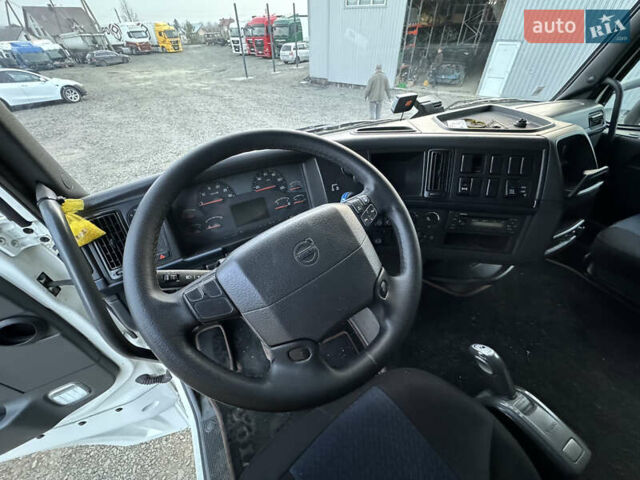Вольво FH 13, объемом двигателя 0 л и пробегом 700 тыс. км за 30500 $, фото 17 на Automoto.ua