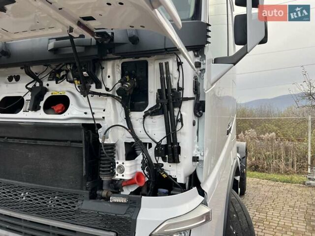 Вольво FH 13, объемом двигателя 0 л и пробегом 780 тыс. км за 34642 $, фото 17 на Automoto.ua