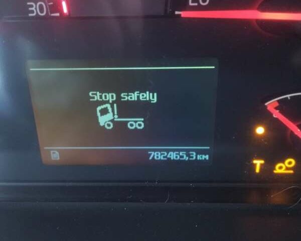 Вольво FH 13, объемом двигателя 0 л и пробегом 782 тыс. км за 31000 $, фото 10 на Automoto.ua