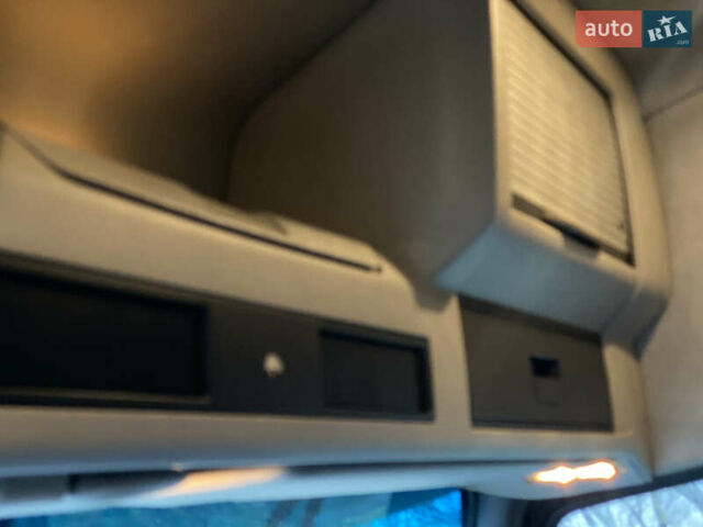 Вольво FH 13, объемом двигателя 0 л и пробегом 903 тыс. км за 22700 $, фото 9 на Automoto.ua
