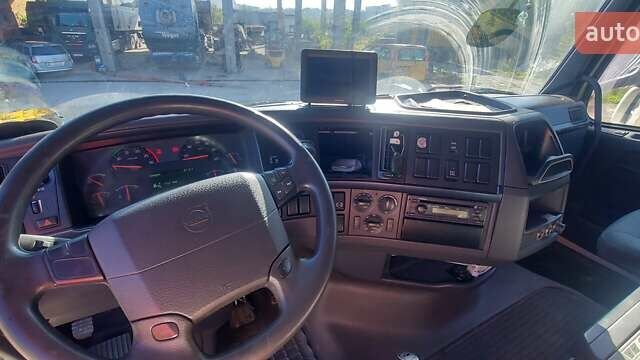Вольво FH 13, объемом двигателя 0 л и пробегом 566 тыс. км за 32000 $, фото 6 на Automoto.ua