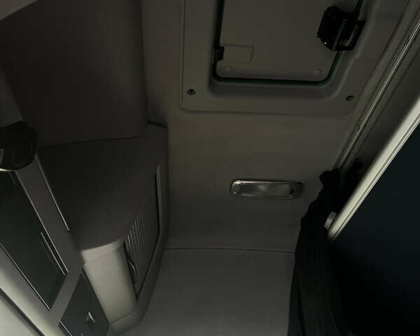 Вольво FH 13, об'ємом двигуна 0 л та пробігом 768 тис. км за 31000 $, фото 11 на Automoto.ua