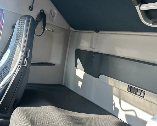 Вольво FH 13 2013 в Тячеве на Automoto.ua Вольво FH 13, объемом двигателя 0 л и пробегом 1 тыс. км за 19999 $, фото 9 на Automoto.ua