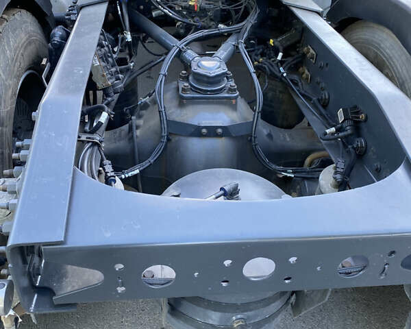 Вольво FH 13, объемом двигателя 0 л и пробегом 61 тыс. км за 32900 $, фото 16 на Automoto.ua