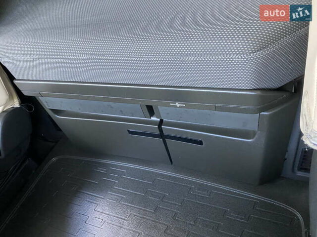 Вольво FH 13, объемом двигателя 0 л и пробегом 61 тыс. км за 32900 $, фото 25 на Automoto.ua