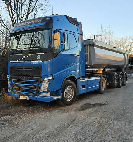 Вольво FH 13, объемом двигателя 0 л и пробегом 765 тыс. км за 34500 $, фото 1 на Automoto.ua