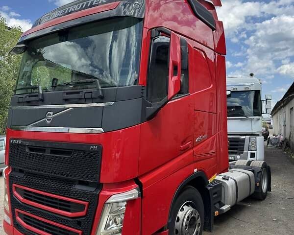 Вольво FH 13, объемом двигателя 0 л и пробегом 1 тыс. км за 25000 $, фото 1 на Automoto.ua