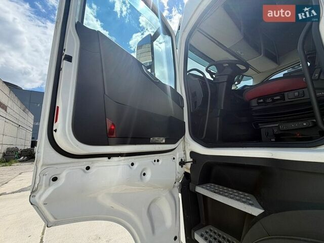 Вольво FH 13, объемом двигателя 0 л и пробегом 780 тыс. км за 36900 $, фото 18 на Automoto.ua