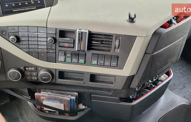 Вольво FH 13, объемом двигателя 0 л и пробегом 764 тыс. км за 70000 $, фото 8 на Automoto.ua