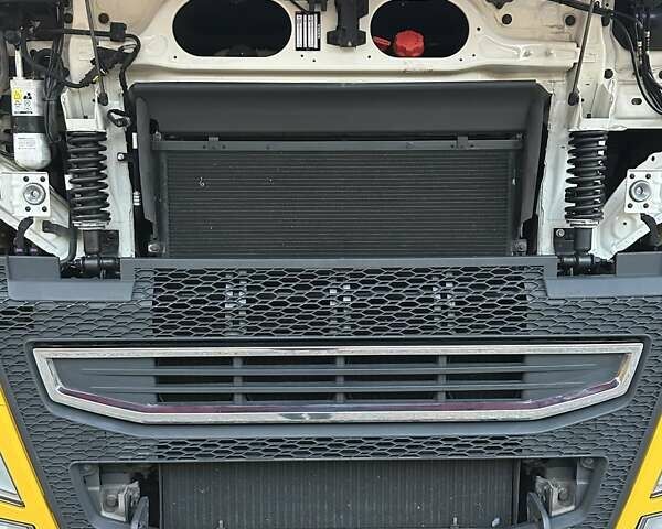 Вольво FH 13, об'ємом двигуна 0 л та пробігом 815 тис. км за 39617 $, фото 127 на Automoto.ua