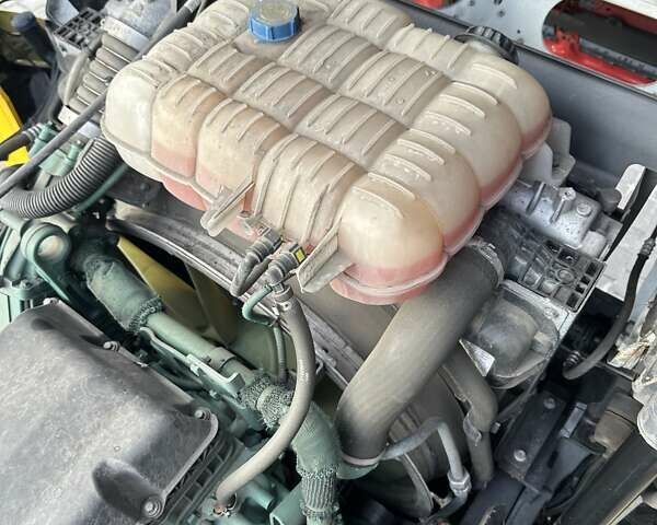 Вольво FH 13, об'ємом двигуна 0 л та пробігом 815 тис. км за 39617 $, фото 148 на Automoto.ua