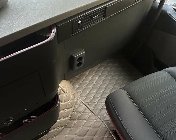 Вольво FH 13, об'ємом двигуна 0 л та пробігом 815 тис. км за 39617 $, фото 87 на Automoto.ua