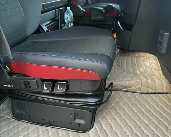 Вольво FH 13, об'ємом двигуна 0 л та пробігом 815 тис. км за 39617 $, фото 115 на Automoto.ua