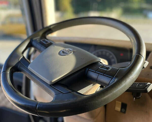Вольво FH 13, объемом двигателя 0 л и пробегом 980 тыс. км за 43700 $, фото 13 на Automoto.ua
