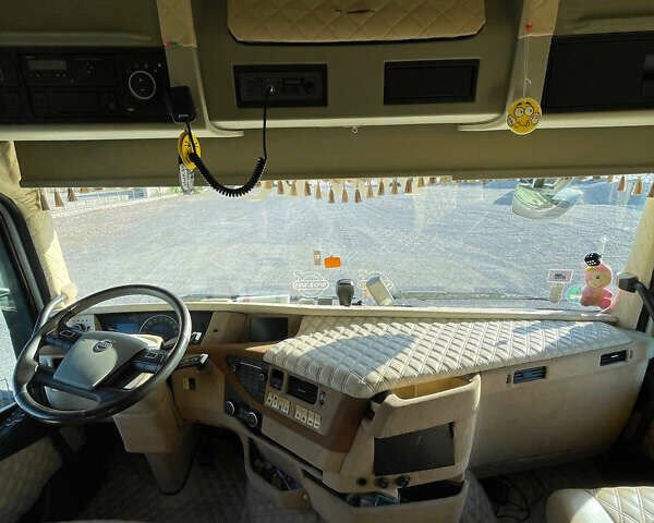 Вольво FH 13, объемом двигателя 0 л и пробегом 980 тыс. км за 43700 $, фото 12 на Automoto.ua