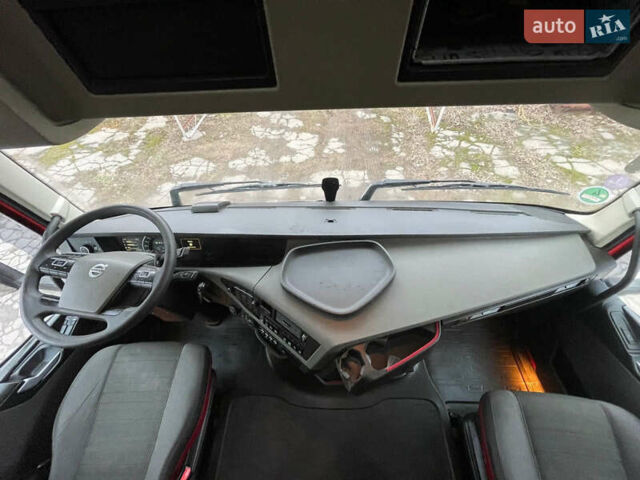 Вольво FH 13, объемом двигателя 12.8 л и пробегом 726 тыс. км за 35450 $, фото 11 на Automoto.ua