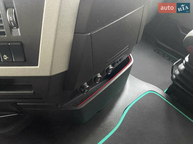 Вольво FH 13, объемом двигателя 0 л и пробегом 723 тыс. км за 41245 $, фото 11 на Automoto.ua